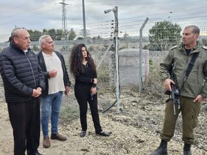 מבקר המדינה ואילן שדה, ראש המוא״ז מנשה בקיבוץ מגל